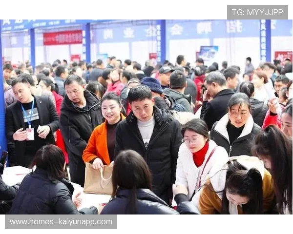 琑员如何在关键场次保持技术冷静，如何确保关键人员到岗到位